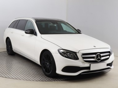 Mercedes-Benz Klasa E W213 , Automat, Skóra, Navi, Klimatronic, Tempomat, Parktronic,-1