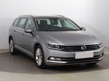 Volkswagen Passat B8 , Salon Polska, Serwis ASO, 190 KM, Automat, Skóra, Navi,-1