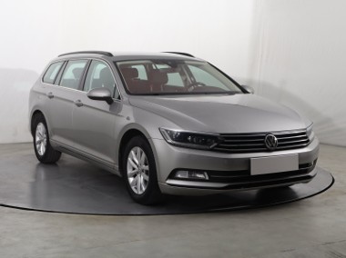 Volkswagen Passat B8 , Salon Polska, Serwis ASO, Navi, Klimatronic, Tempomat,-1