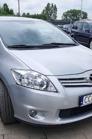 Toyota Auris I-2