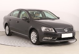 Volkswagen Passat B7 , Salon Polska, DSG, Navi, Xenon, Bi-Xenon, Klimatronic,