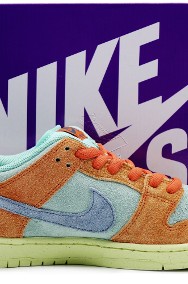 Nike SB DUNK Low Orange and Emerald Rise / DV5429–800-2