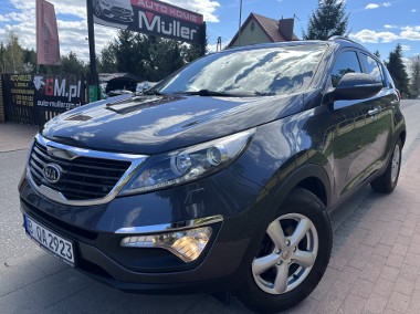 1,7 CRDi-116Km Panoramadach, Navi, Skóry, Hak, Keyless Go..-1