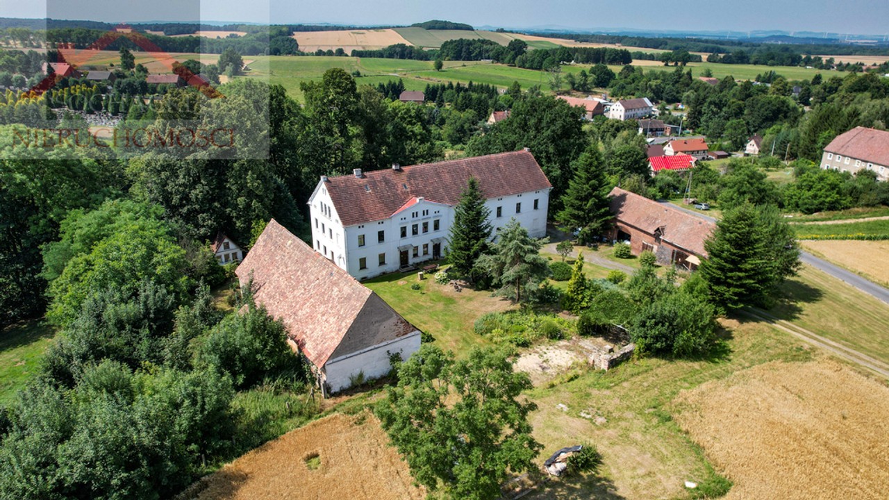 Siedlisko z zabudowaniami gospodarczymi