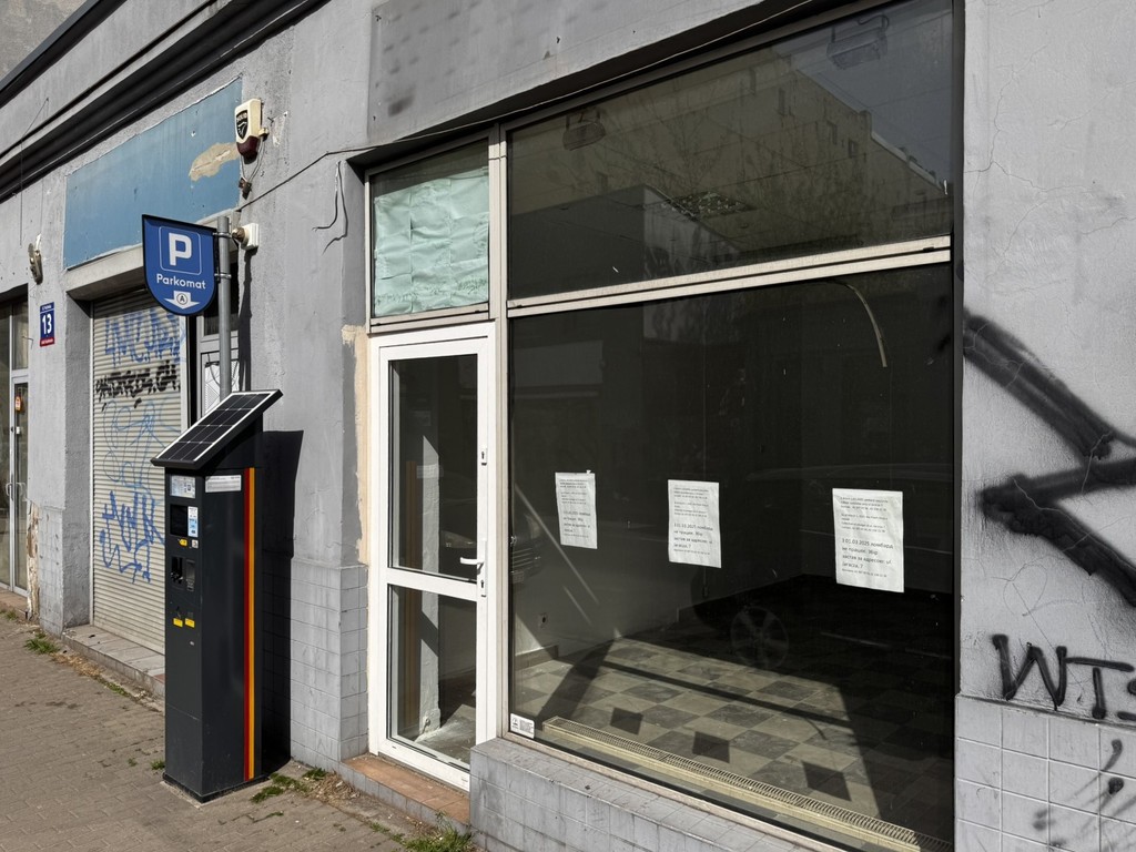 Parterowy Lokal Usługowo-Handlowy 35 m² z Witryną i Reklamą w Cenie, Łódź
