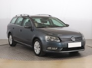 Volkswagen Passat B7 , Automat, Navi, Klimatronic, Tempomat, Parktronic