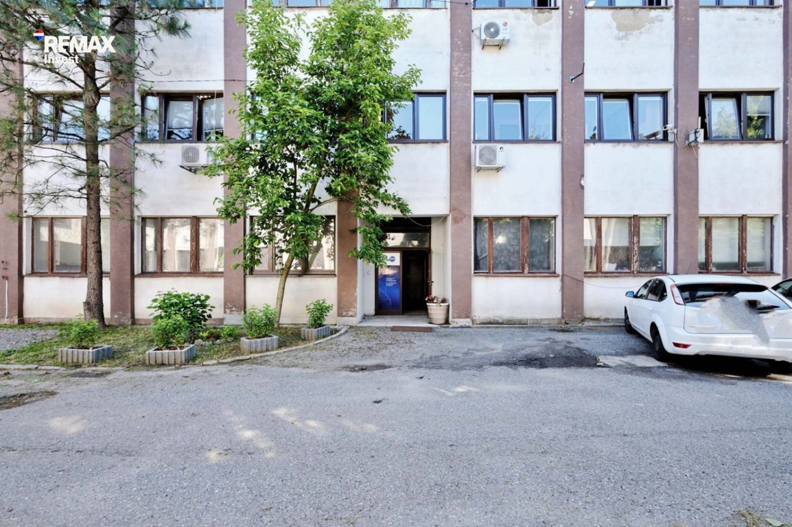 lokal handlowy, usługowy na sprzedaż