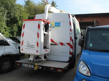 Renault Master Podnośnik koszowy-1