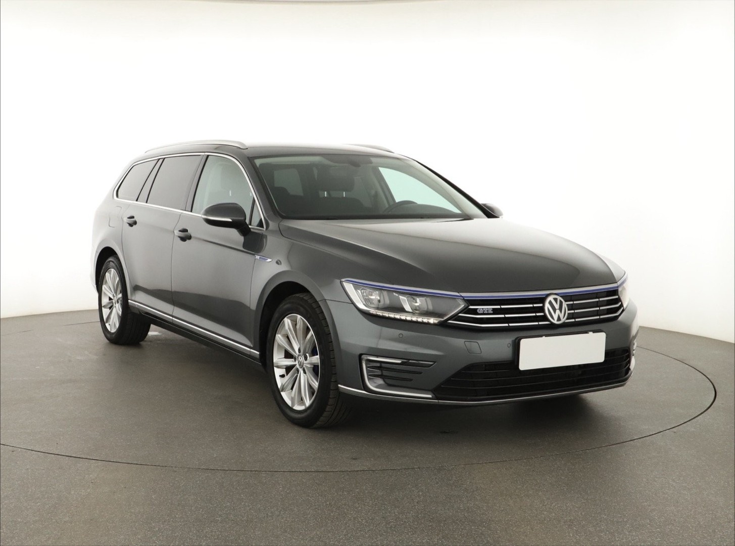 Volkswagen Passat B8 , 1. Właściciel, Serwis ASO, Automat, Navi, Klimatronic,