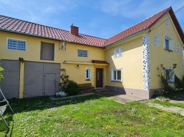 Na sprzedaż dom wolnostojący z ogrodem Budzów-1