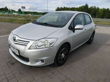 Toyota Auris II-1