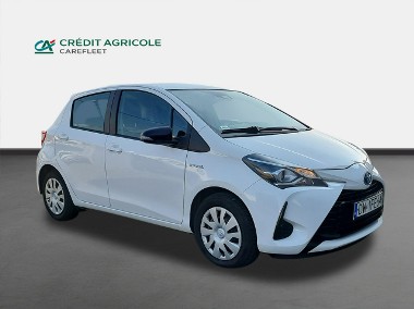 Toyota Yaris III Hybrid 100 Active Hatchback. DW1FE64-1