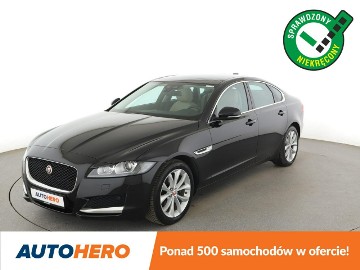 Jaguar XF X260 automat jasne skóry bi-xenon navi grzane fotele szyberdach
