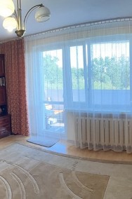 Mieszkanie trzy pokoje, 70 m kw w Puławach.-2
