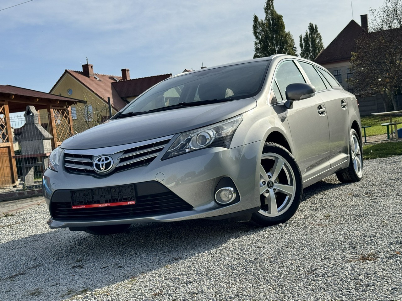 Toyota Avensis III 1.8 Benz. 147KM z Niemiec *LIFT 2012r* Nawigacja, KAMERA COFANIA !