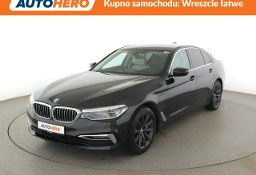 BMW SERIA 5 VII (F90) FV23 PHEV full led 4x4 acc el fotele grzane navi kamera head up virt
