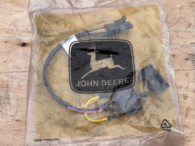 John Deere 655 755 756 855 856 955 Przełącznik Bezpieczeństwa Fotela AM118932 LVA17853-1