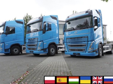 6x2 / 299 tys. km / 2024 / BDF / oś skrętna / ADR / 3 szt._262130-1