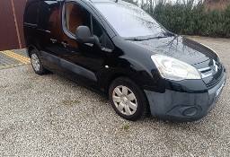 Citroen Berlingo Berlingo 1,6 HDI 2010 r 3 osobowy ciężarowy HAK