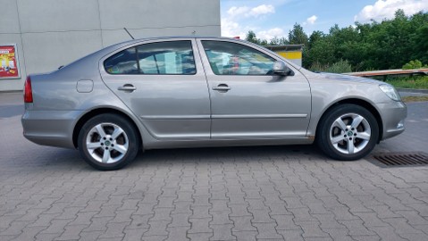 Sprzedam samochód - Skoda Octavia II rocznik 2012