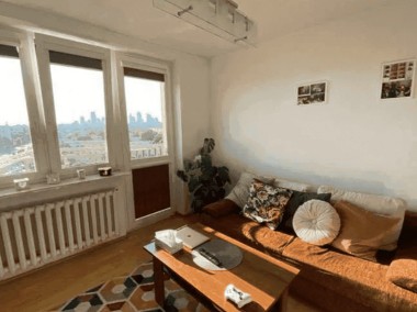 Sprzedaż 2-pokojowego mieszkania z panoramicznym widokiem na centrum Warszawy.-1