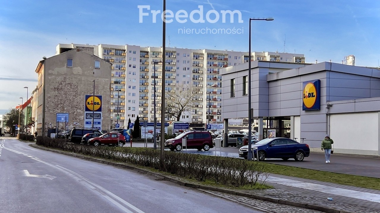 Sprzedam Lokal usługowy obok Lidl i Biedronka. - Widok 2