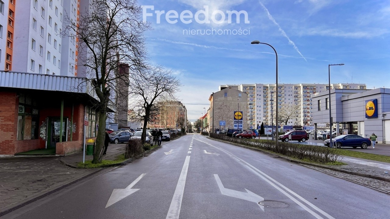 Sprzedam Lokal usługowy obok Lidl i Biedronka. - Widok 5