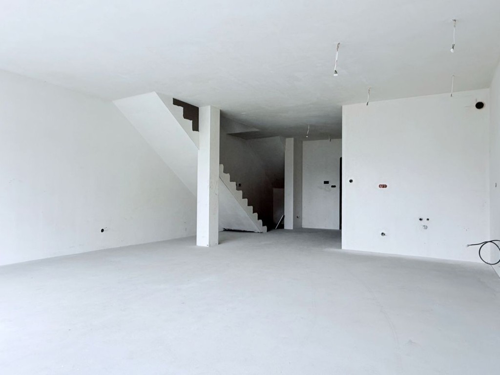 2-u poziomowy apartament z ogródkiem - Widok 4
