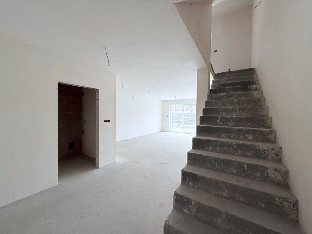 2-u poziomowy apartament z ogródkiem - Widok 6
