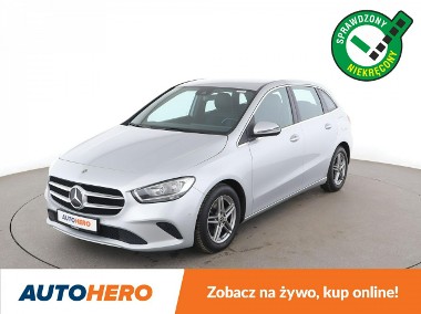 Mercedes-Benz Klasa B W247 B180 d Automat Tempomat Nawigacja MBUX Kamera ParkAssist Grzane Fote-1