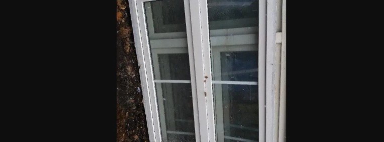 Drzwi balkonowe Okno PCV 130 cm szerokości na 180 cm wysokości-1