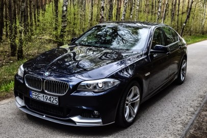 BMW Seria 5 (F10) M-Pakiet+Aero, Automat ZF 8 biegów, benzyna, 74 100 km