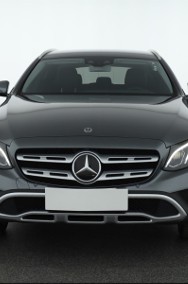 Mercedes-Benz Klasa E W213 , 194 KM, Automat, VAT 23%, Skóra, Navi, Klimatronic,-2