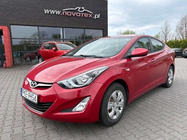 Hyundai Elantra V-1