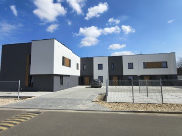 Apartamentowiec w doskonałej lokalizacji. Odbiór maj 2026