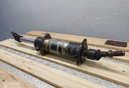 JLG 307 {Cylinder hydrauliczny wspomagania}