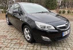 Opel Astra J Benzyna Orginalny lakier tylko 154 tyś. km Dodatkowy kpl kół