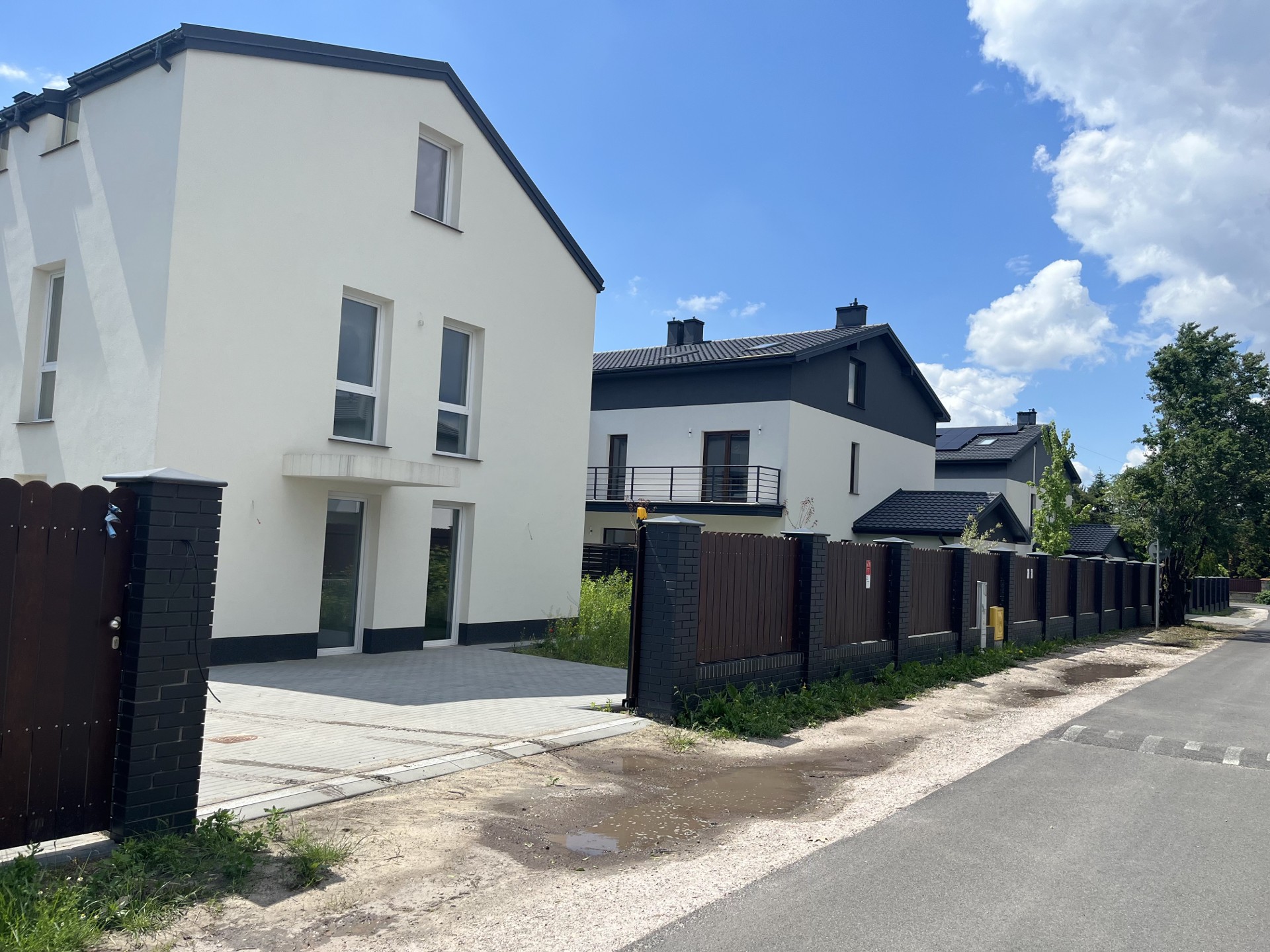 Nowoczesny Budynek Wolnostojący • Idealny na Biuro lub Siedzibę Firmy – pohled 4
