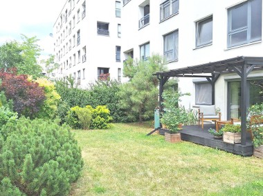 Sprzedam 3 pokojowe mieszkanie z garażem i ogrodem, Metro, Wola-1