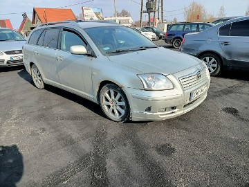 Toyota Avensis II Toyota Avensis 1.8+LPG 04r