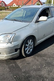 Toyota Avensis II Toyota Avensis 1.8+LPG 04r-2