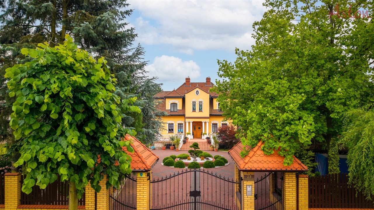 Dom na sprzedaż, 7 pokoi, 463 m², Tychy