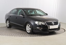 Volkswagen Passat B6 , Klimatronic, Tempomat, Parktronic, Podgrzewane siedzienia,