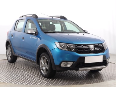 Dacia Sandero II , Navi, Tempomat, Parktronic-1