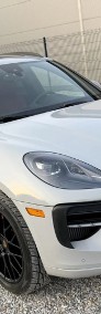 Porsche Macan-4