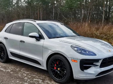 Porsche Macan-1