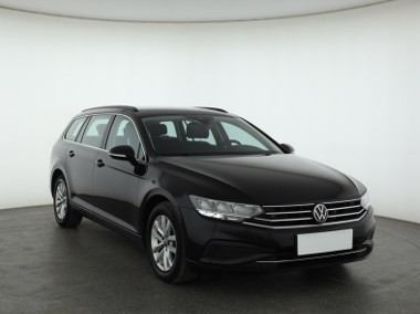 Volkswagen Passat B8 , Salon Polska, 1. Właściciel, Automat, VAT 23%, Navi,-1