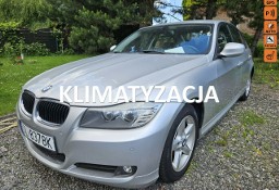 BMW SERIA 3 IV (E90/E91/E92/E93) BMW SERIA 3 Nawigacja / Podgrzewane fotele / Klimatronic / Parctronic x 2 / itd.
