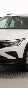 Volkswagen Tiguan , Salon Polska, 1. Właściciel, DSG, VAT 23%, Navi,-3
