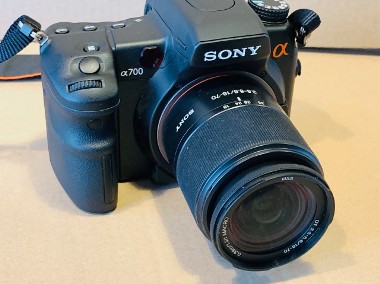 SONY DSLR-A700 12MPix obiektyw 18-70mm f3.5-5.6 aparat cyfrowy LUSTRZANKA-1